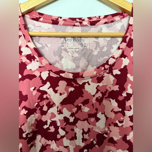 🆕Anybody Blouse - Picture 2 of 4